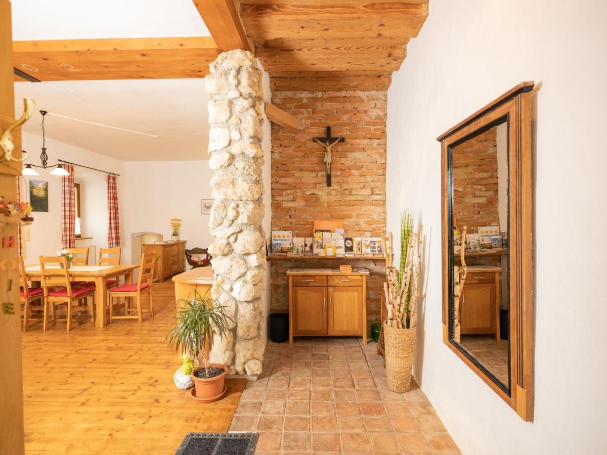 Ferienwohnung Zum Kapuziner Poysdorf Extérieur photo
