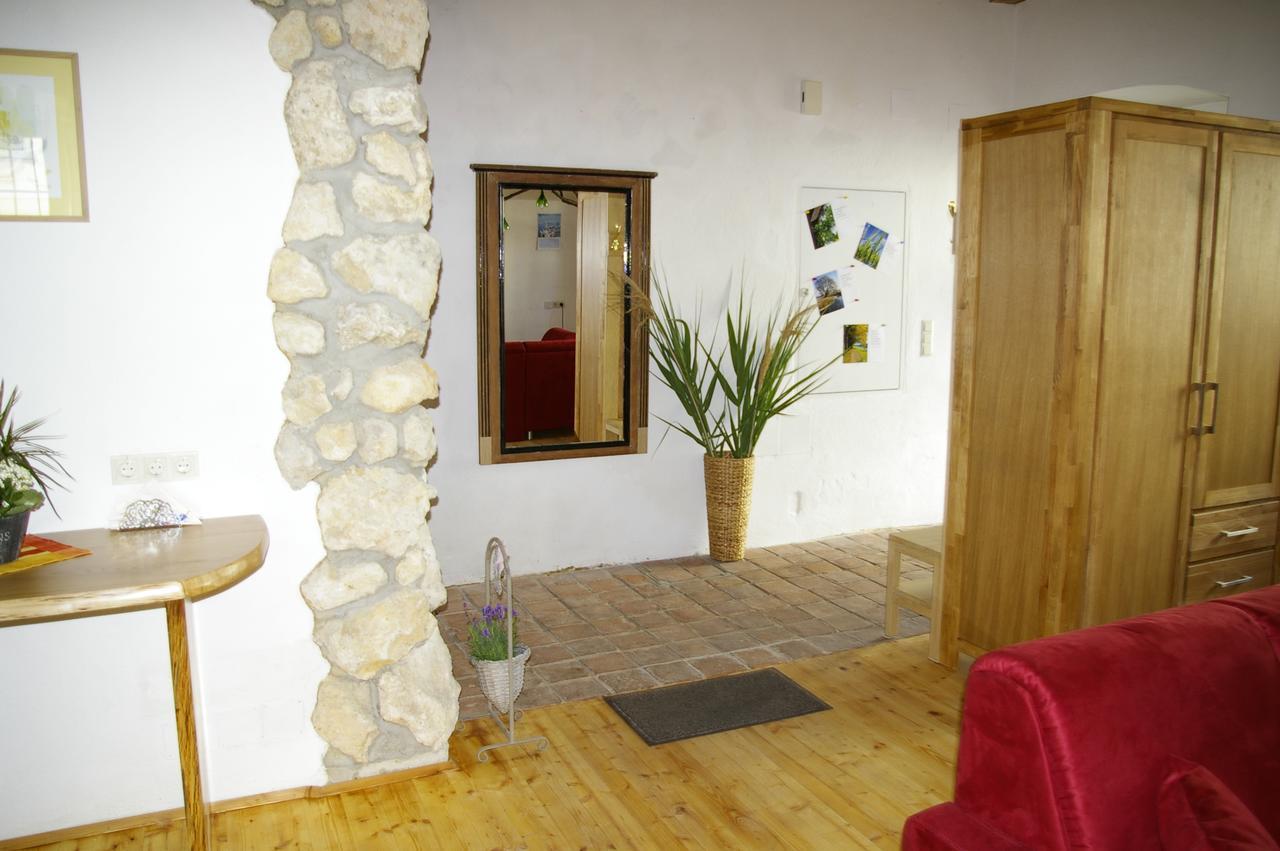 Ferienwohnung Zum Kapuziner Poysdorf Extérieur photo